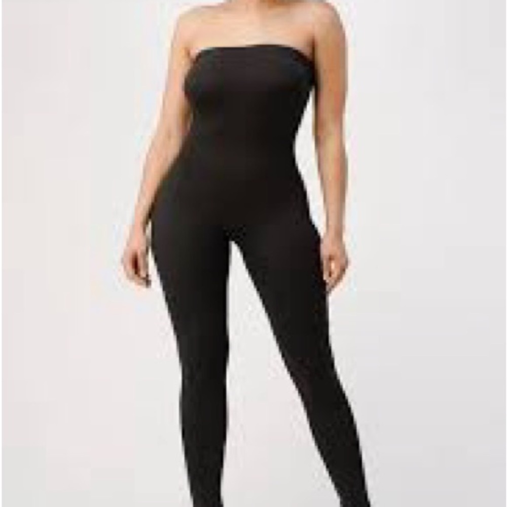 Black Strapless Jumpsuit - Picture 3 of 3
